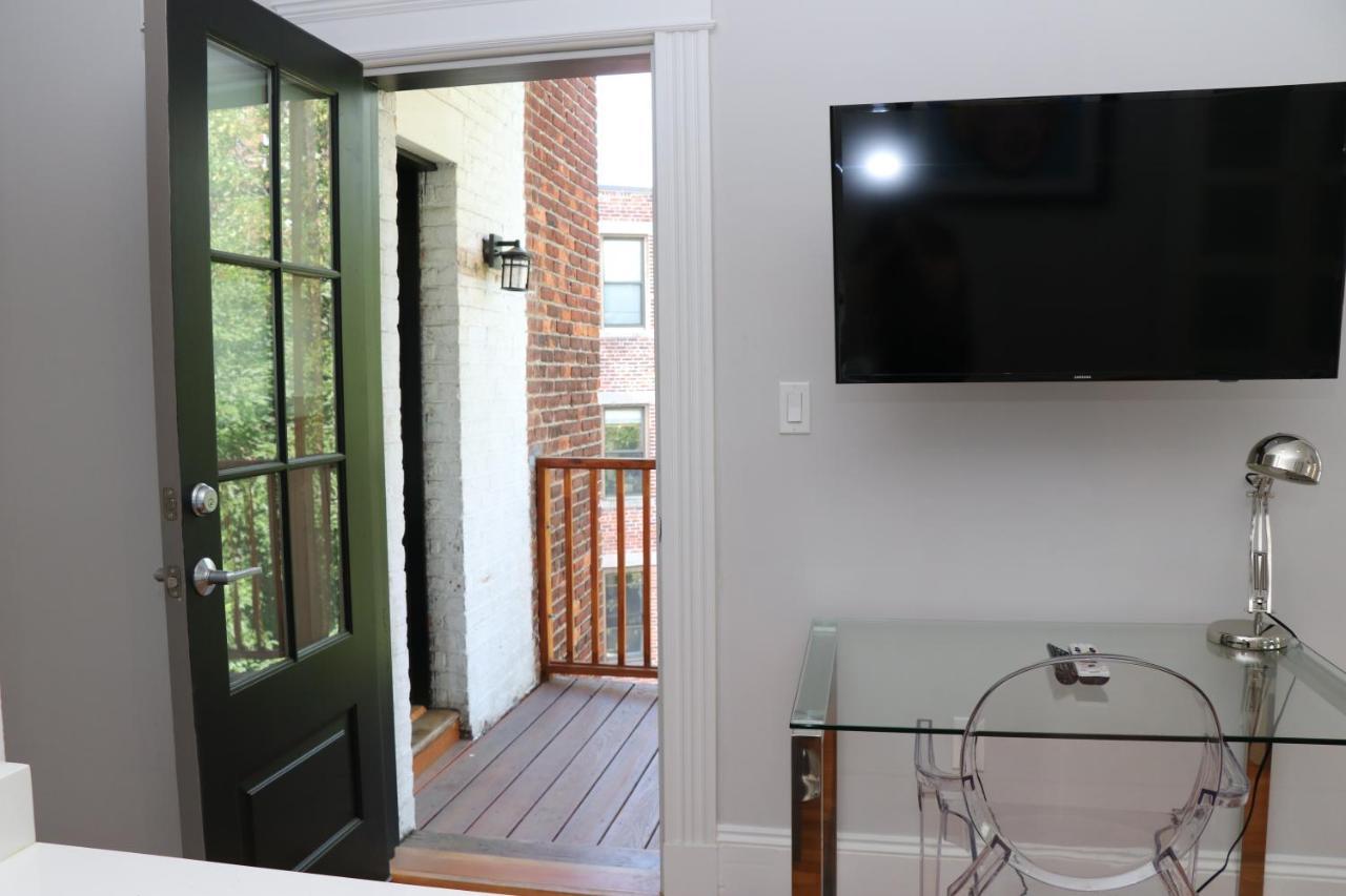 A Stylish Stay W/ A Queen Bed, Heated Floors.. #34 بروكلاين المظهر الخارجي الصورة